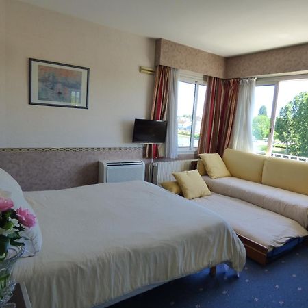 The Originals City, Hôtel Le Bellevue, Montrichard (Inter-Hotel) Exterior foto