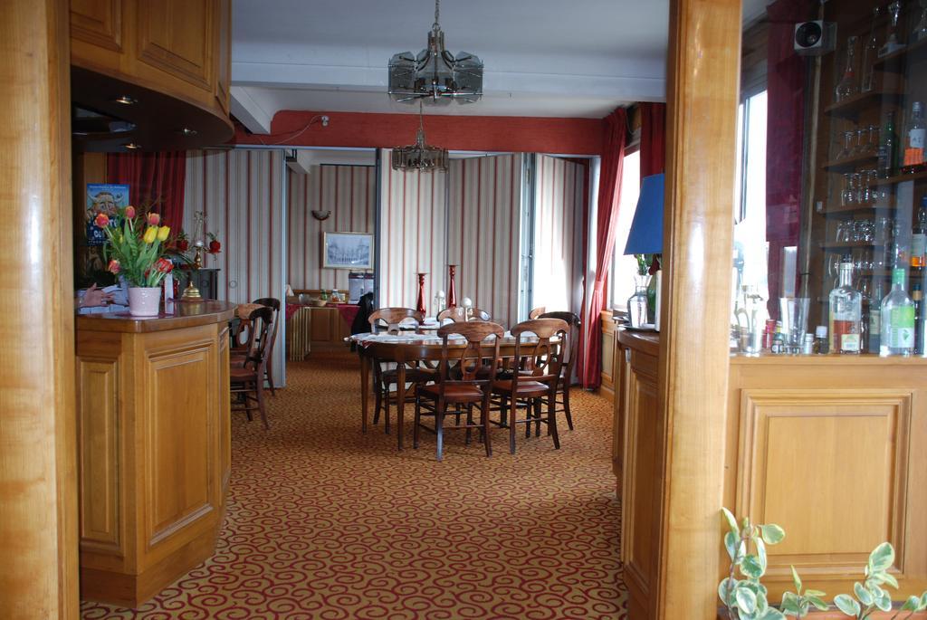 The Originals City, Hôtel Le Bellevue, Montrichard (Inter-Hotel) Exterior foto