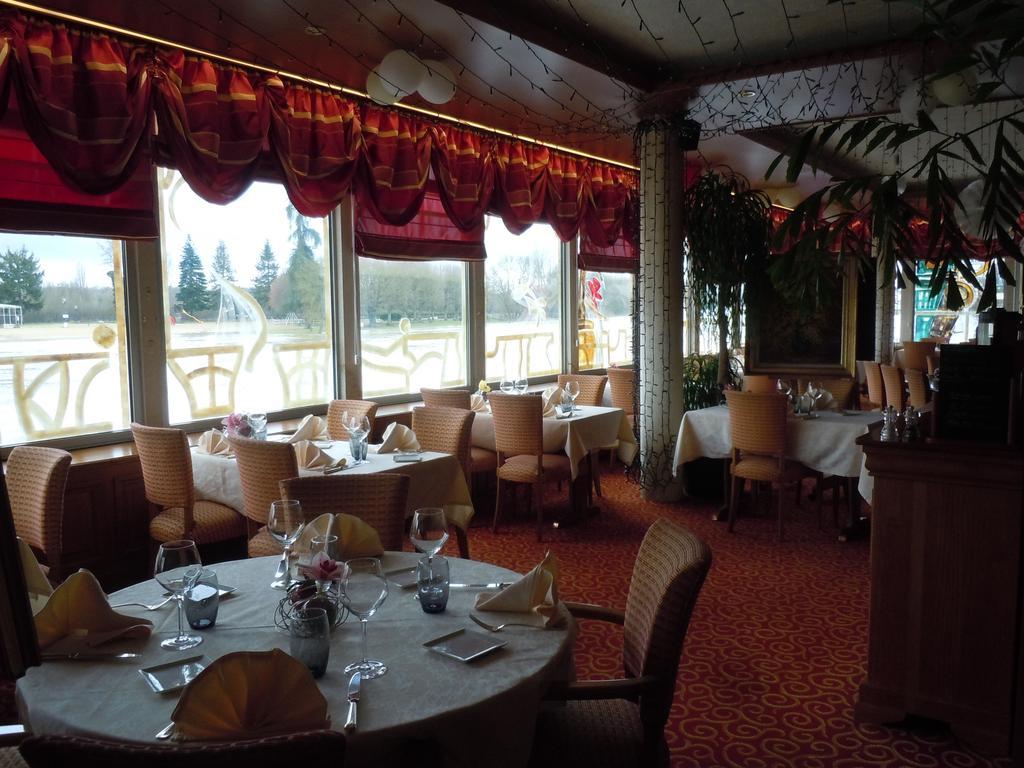 The Originals City, Hôtel Le Bellevue, Montrichard (Inter-Hotel) Exterior foto